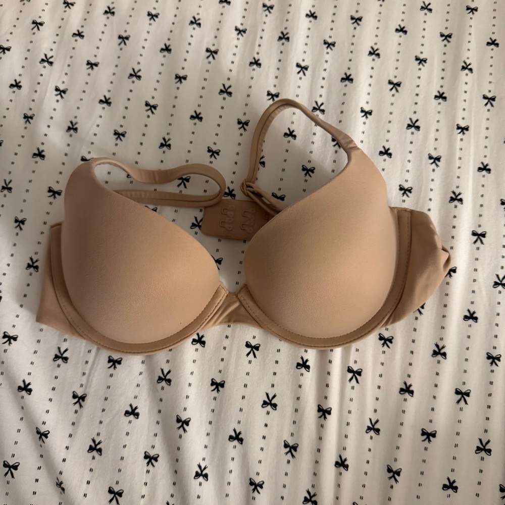 SKIMS Nude Bra 32b